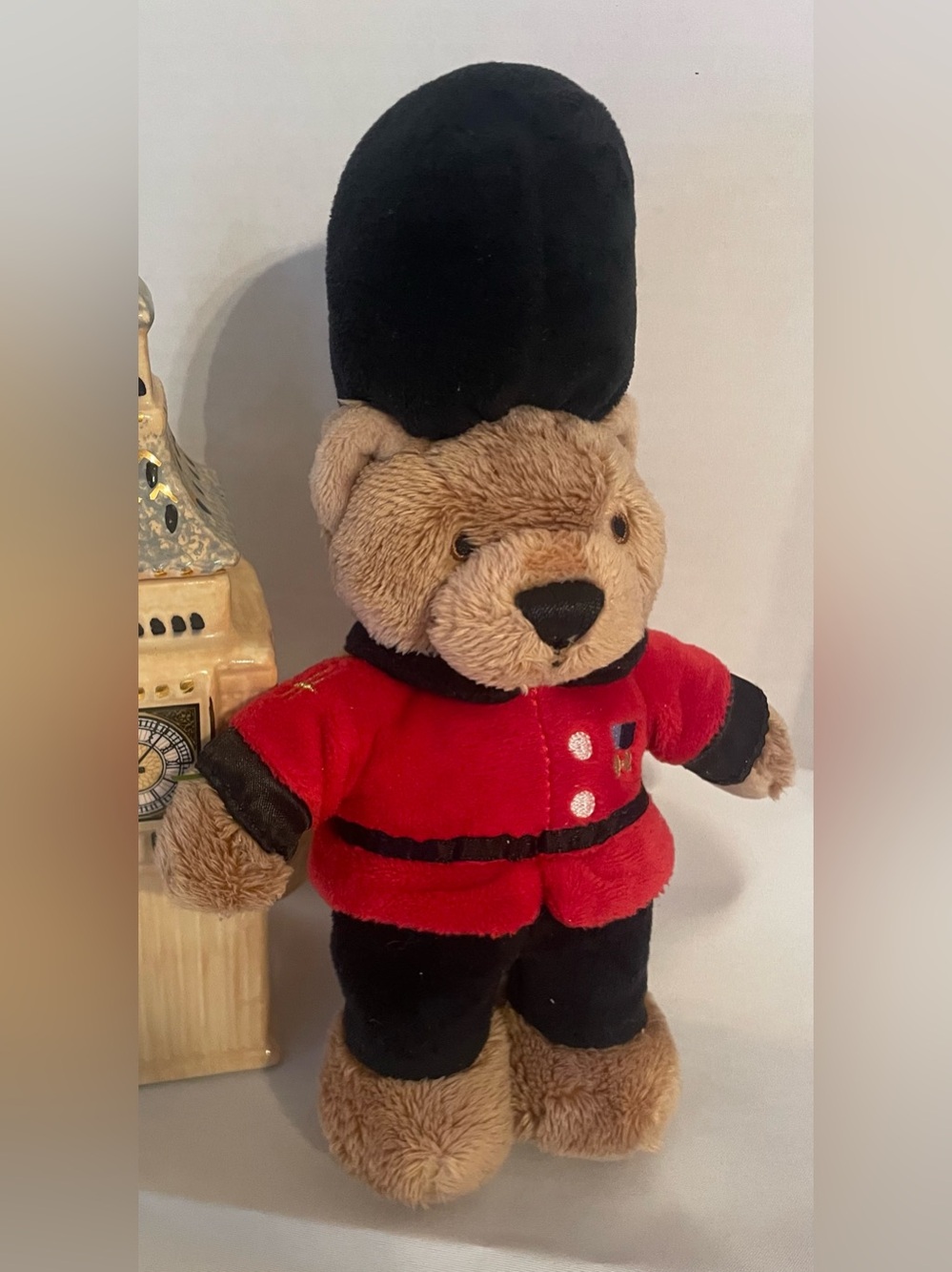 Harrods Knightsbridge Guardsman Teddy Bear Plush – London Queen’s Guard Souvenir